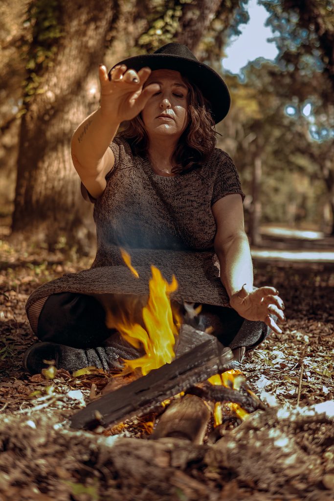 Fire witch element, bending fire as if it was her natural source.